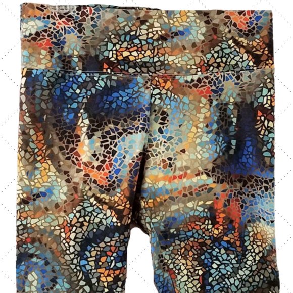SOFT SURROUNDINGS Multi-Colored Mosaic Print Leggings - Women's Petite Medium - Picture 4 of 5